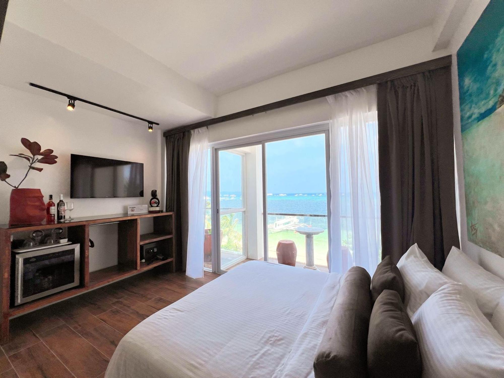 Palassa Private Residences Balabag  Δωμάτιο φωτογραφία